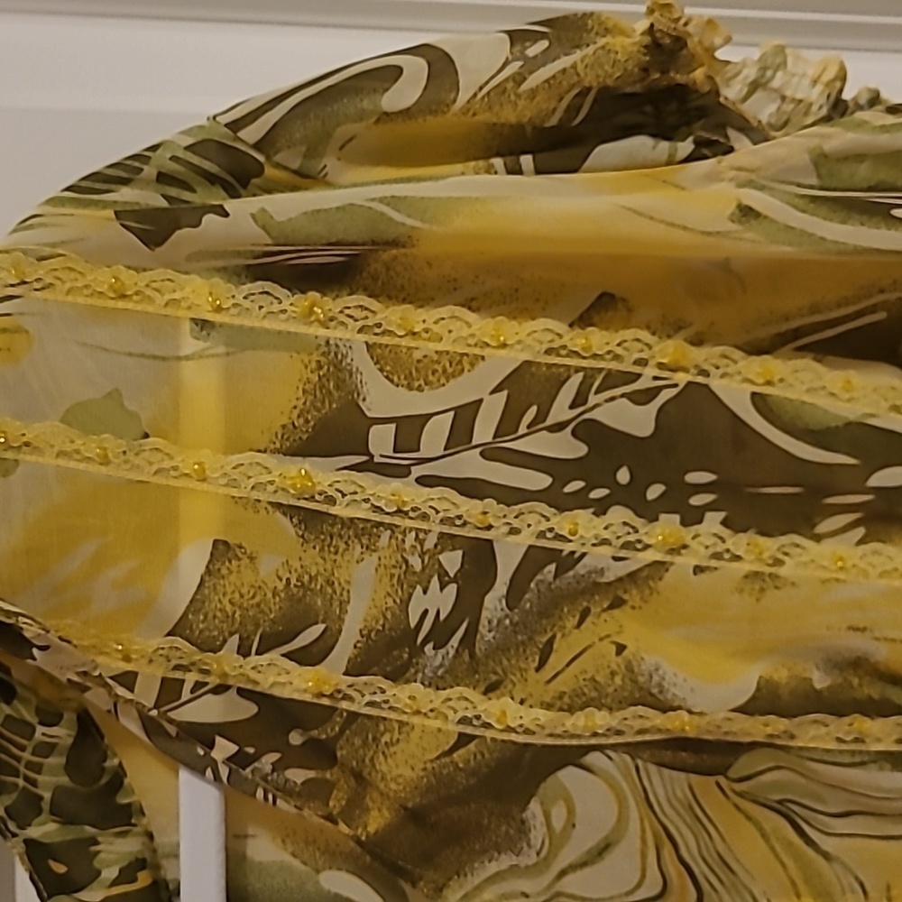 Sash flowy patterned top - Picture 2 of 6
